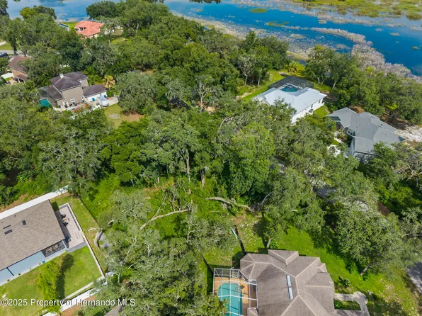 0 Shorewood Dr, Dade City, FL 33523