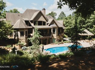 612 McFee Rd, Knoxville, TN 37934