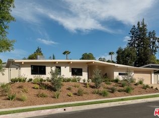 18840 La Amistad Pl, Tarzana, CA 91356