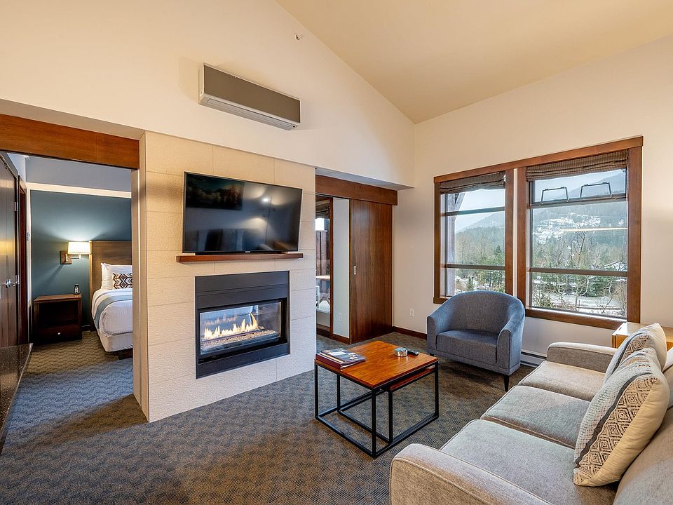 1st image of 2020 London Ln #414A