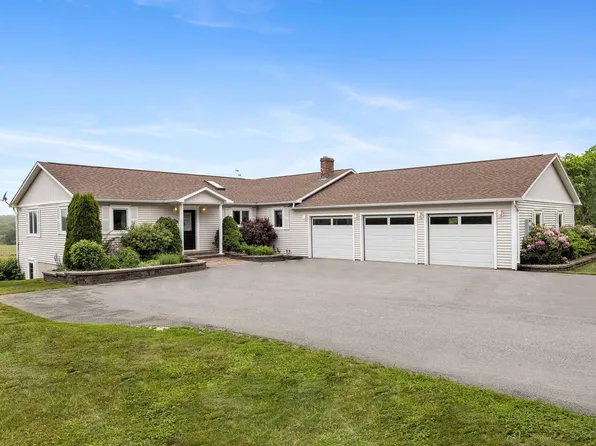 745 Western Ave Road, Hampden, ME 04444