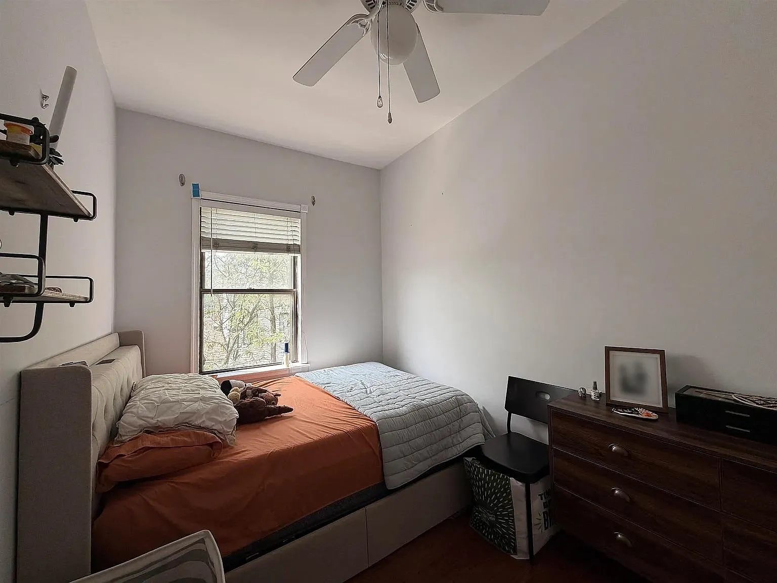 1 bed, 1.0 bath, $2,500 — Photo 3