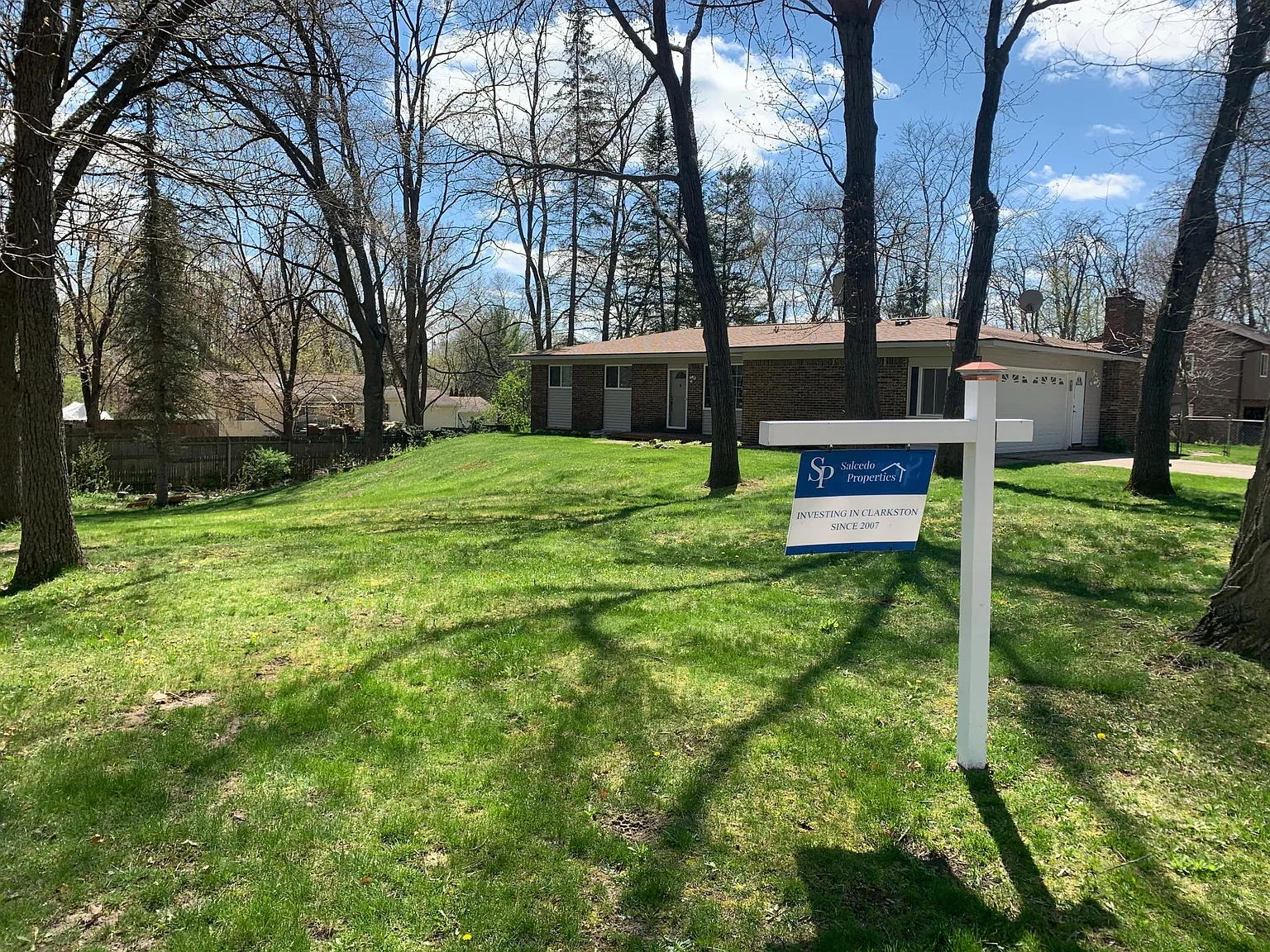 4 bed, 1.5 bath, 1991 sqft, $2,500 — Photo 1