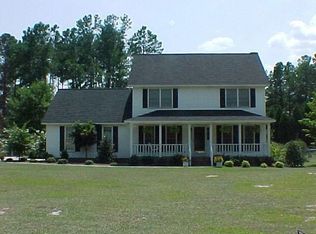 6 Old Farm Rd, Lugoff, SC 29078