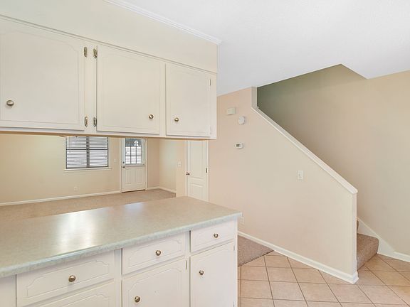5th image of 104 Courtyard Villas Unit D9