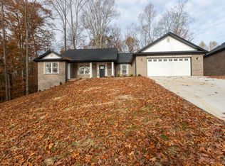 420 Silver Creek Dr, Somerset, KY