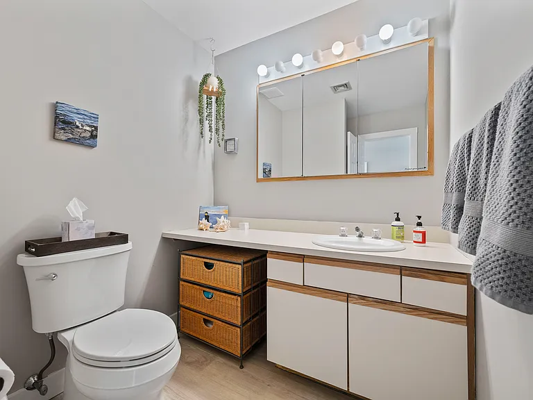 10 Ocean House Way #10 — Photo 26