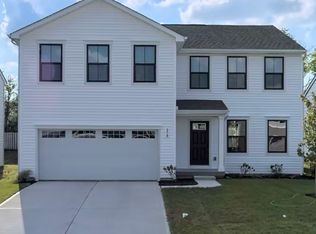 370 Traditions Pass, Greenwood, IN 46143