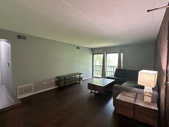 5th image of 1620 Richmond St #206