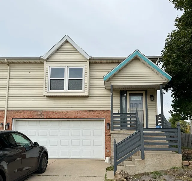 1 Parkshores Dr