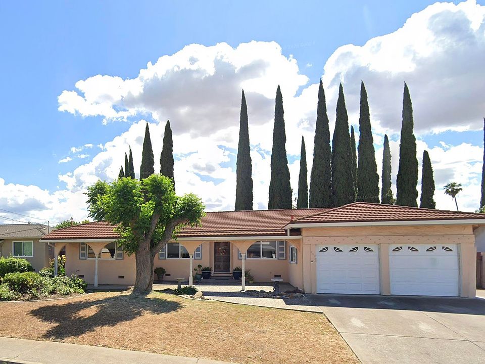 1st image of 808 Ventura Dr