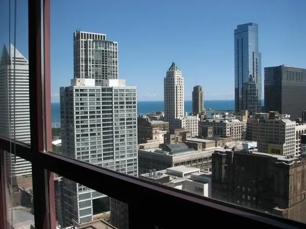 200 N Dearborn St, Chicago, IL