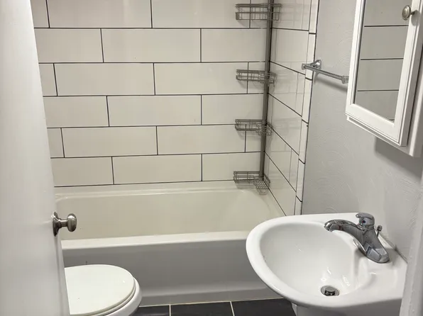 142 Lopes Ln, Greensburg, PA 15601