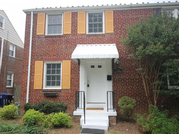 712 N Oakland St, Arlington, VA 22203