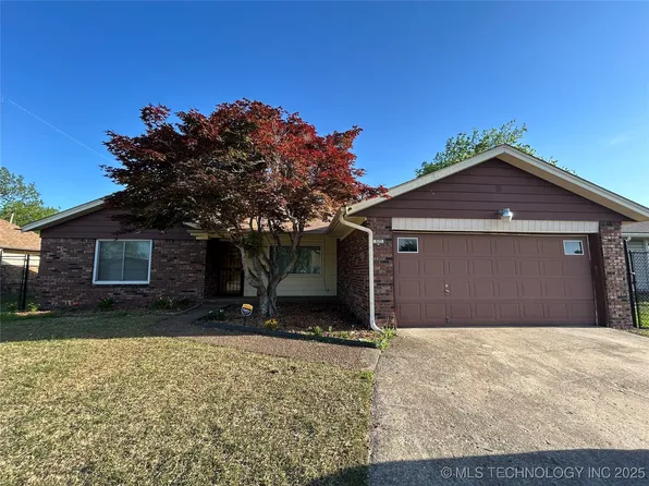 522 E Newton Pl, Tulsa, OK 74106