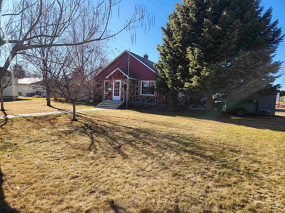 2nd image of 1105 Nevada St