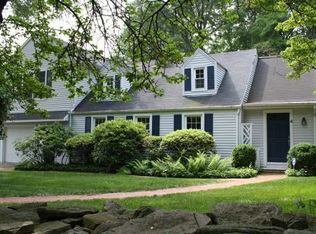 4 Memory Ln, Norwalk, CT 06853