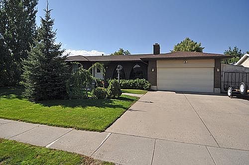 1st image of 2599 E Eastbourne Dr