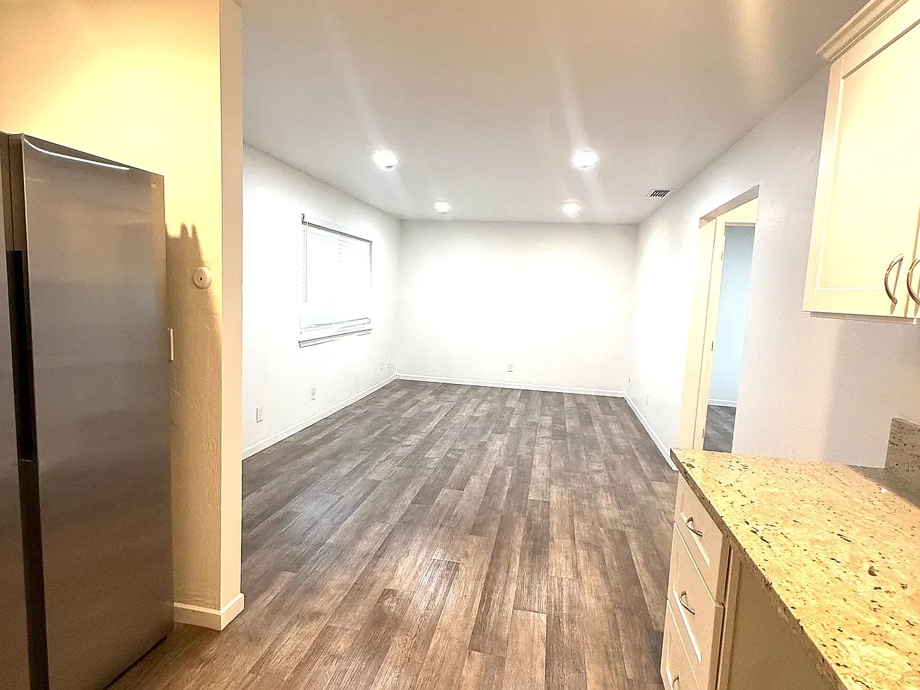 4801 Orange Grove Ave — Photo 4
