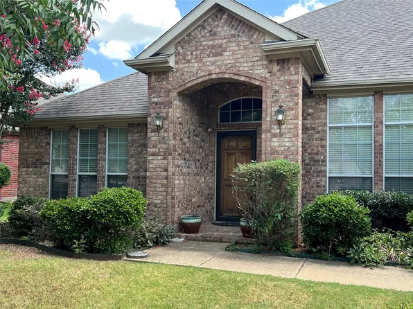 4605 Bellflower Way, Fort Worth, TX 76123