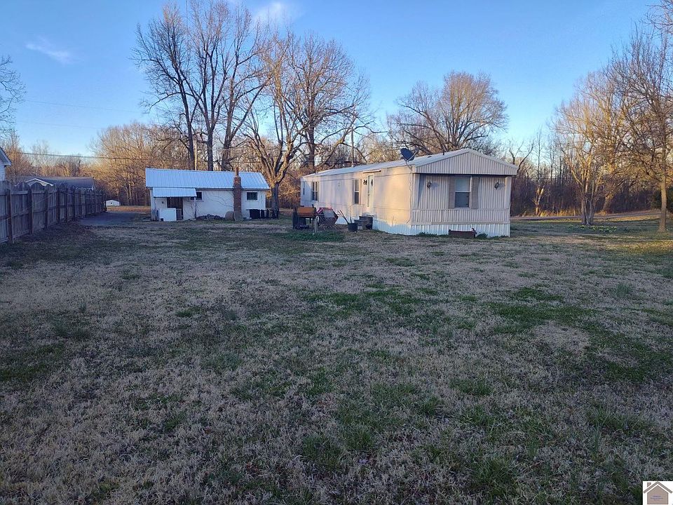 1st image of 310 Theobald Ln