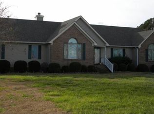 214 Brumsey Rd, Moyock, NC 27958