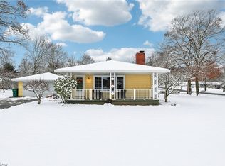 93 Woodland Dr, New Middletown, OH 44442