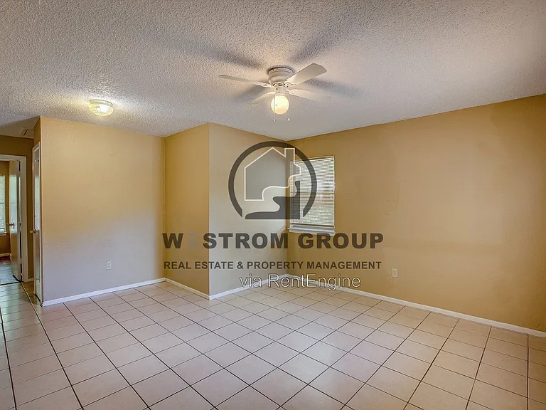 2700 S Adams St — Photo 5