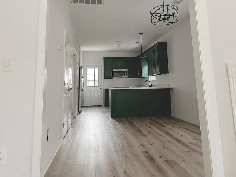 9703 Full Moon Cir — Photo 2