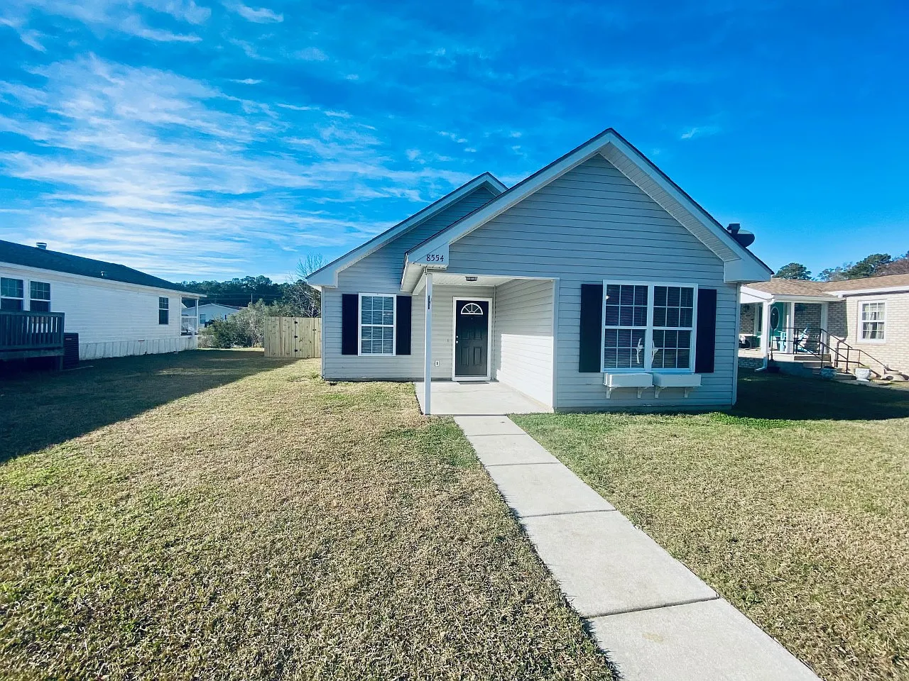 3 bed, 2.0 bath, 1164 sqft, $1,750 — Photo 1