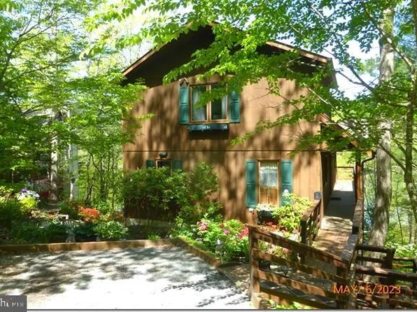 116 Susan Rd, Basye, VA 22810