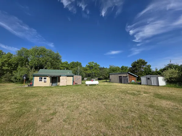 3837 Fawn Rd, Wellston, MI 49689
