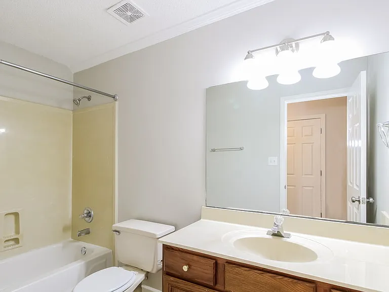 1470 Cider House Ln — Photo 14