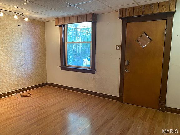 2nd image of 4725 Varrelmann Ave