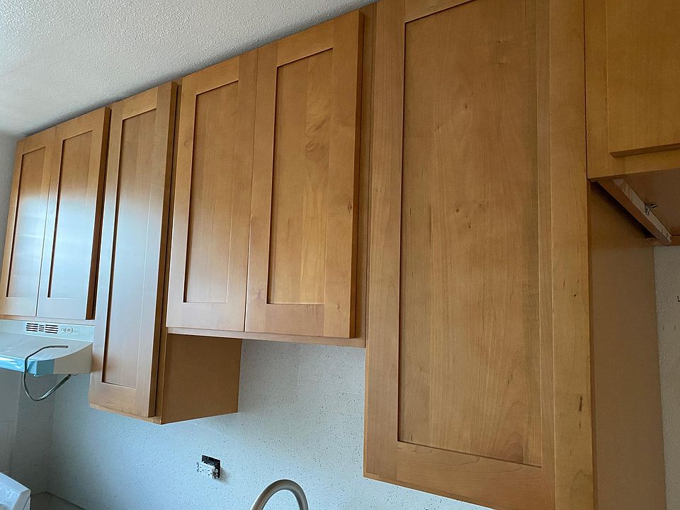 Kitchen cabinets