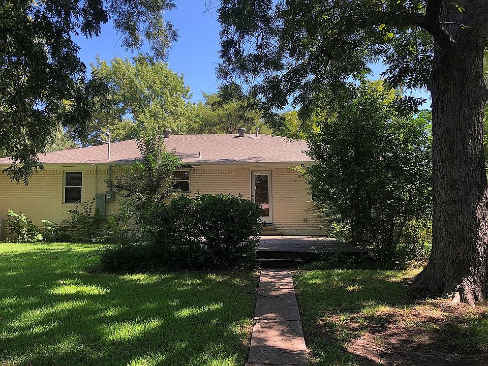 2nd image of 2448 Dorrington Dr