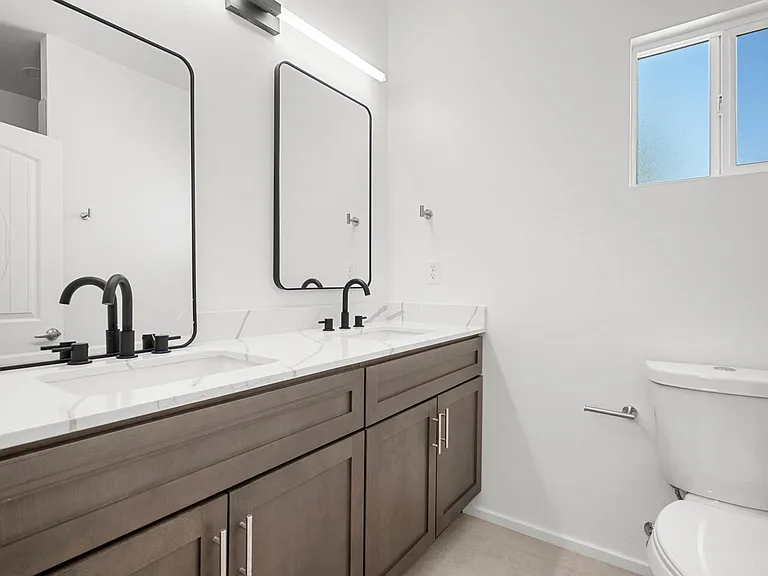3217 N Mountain Ave — Photo 13