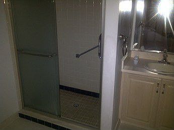 2nd image of 3460 Rose Cir
