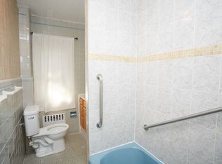 6420 Asquith Cres, Flushing, NY 11374
