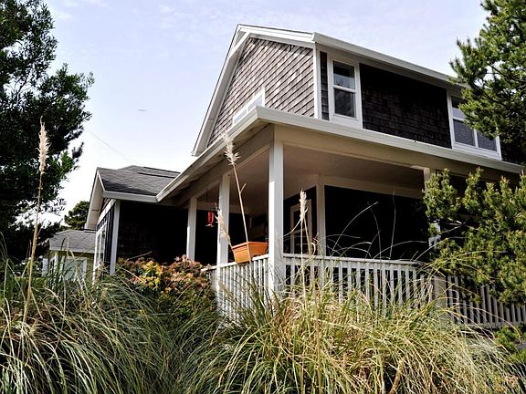 2nd image of 1473 NW 21st St