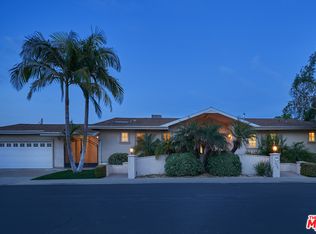 18260 Karen Dr, Tarzana, CA 91356