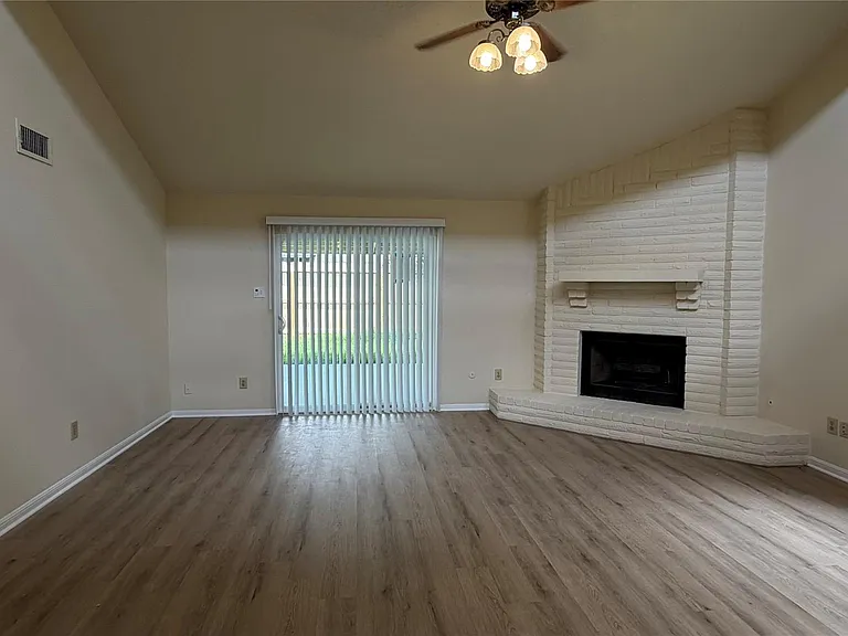 11614 Inga Ln — Photo 7