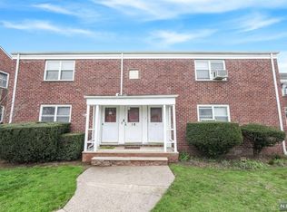 370 Esplanade APT 17, Hackensack, NJ 07601
