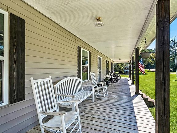 3rd image of 31537 Nelson Rd
