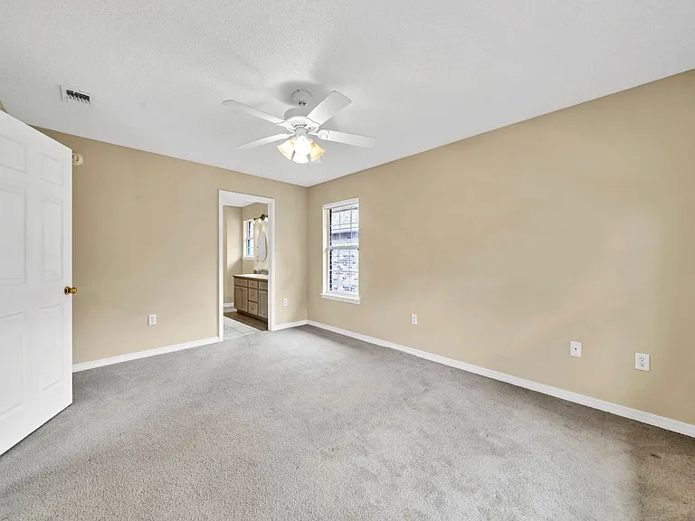 9750 Parker Lake Cir — Photo 14