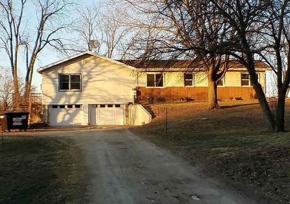2nd image of 2880 E Mill Rd