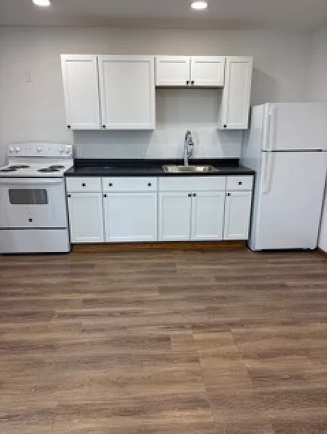 1297 S Frederick Ave #1