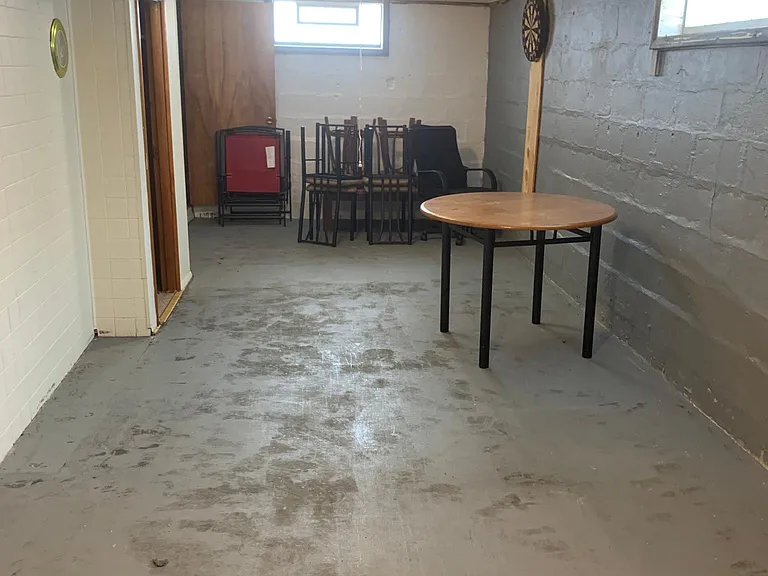 105 Pardee Ave — Photo 12