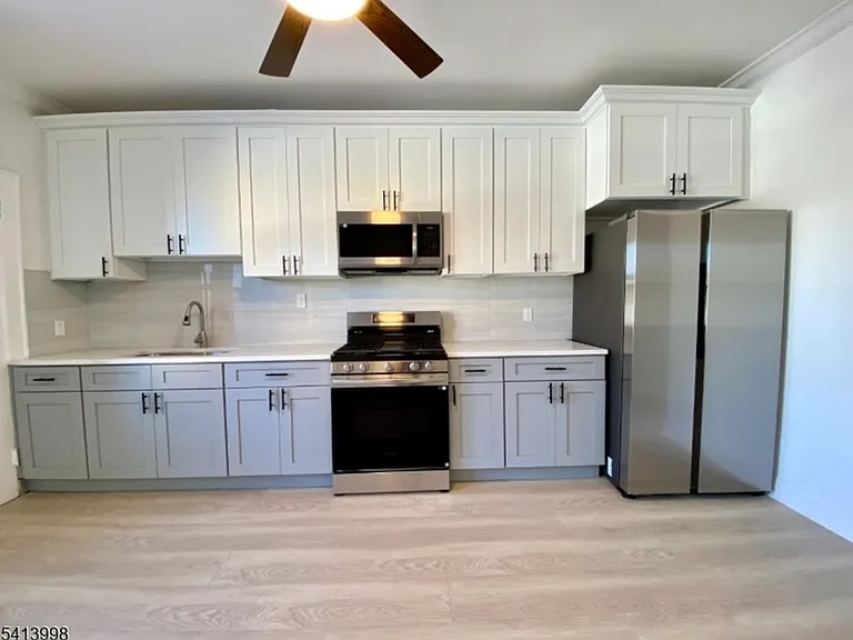 55 Spring St #1 — Photo 11