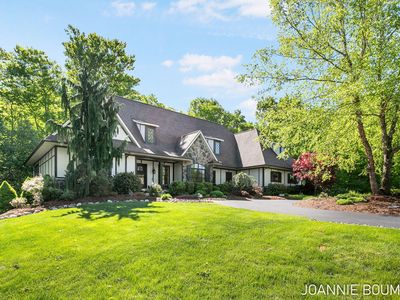 15611 River Woods, West Olive, MI, 49460